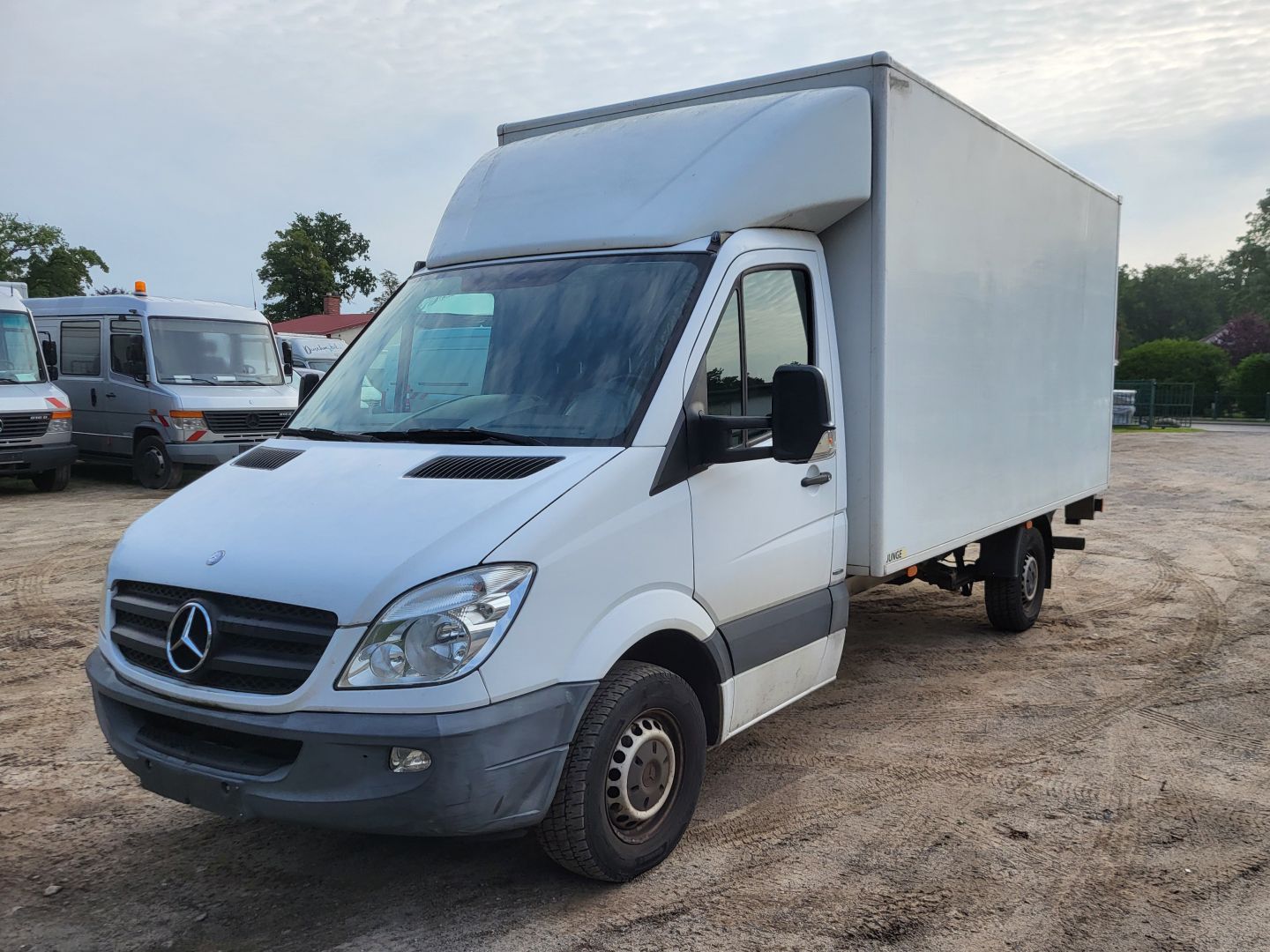 Transporter MERCEDES-BENZ Sprinter und Vito aus Insolvenz der Camelot Broadcast Services GmbH